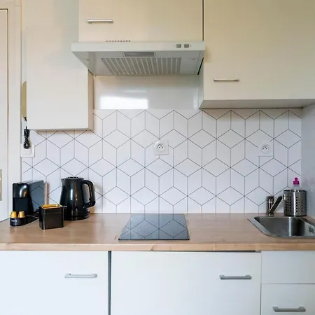 Studio Proche Universite Caen - Parking Prive Apartment