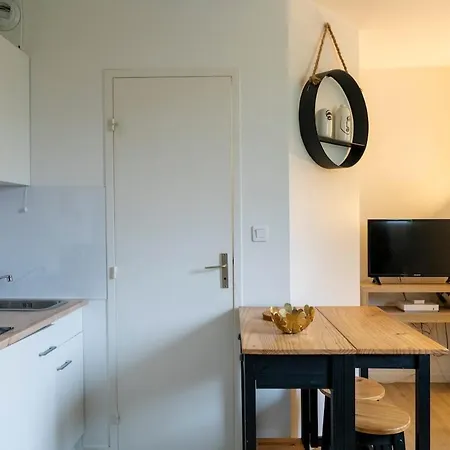 Apartment Studio Proche Universite Caen - Parking Prive